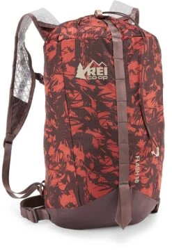 REI Flash 18 -Bag Series Store 1000 71