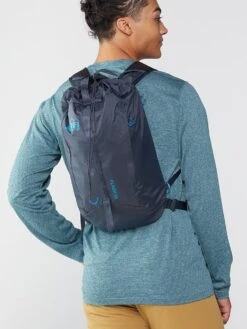 REI Flash 18 -Bag Series Store 1000 72