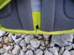 Mountain Hardwear Scrambler Roll Top 35 OutDry -Bag Series Store DSC00020