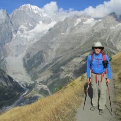 Thule Stir 35L -Bag Series Store IMG 2477